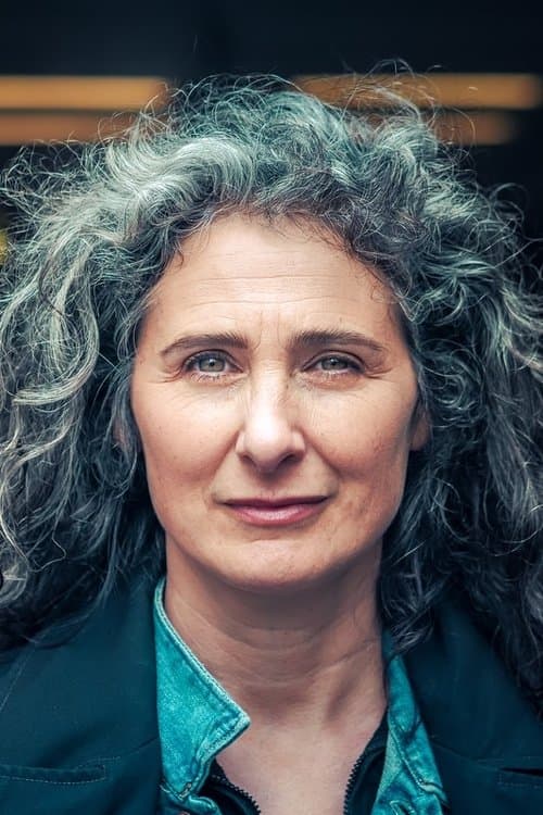 Tamar van den Dop photo