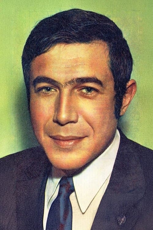 Tanju Okan photo