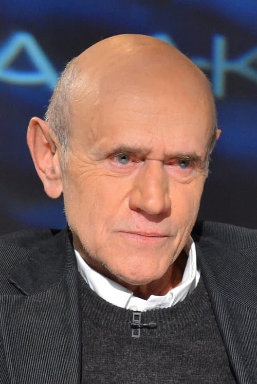 A portrait of Tasos Psarras