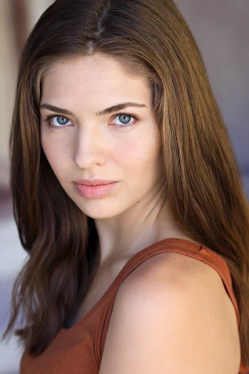 Taylor Geare photo