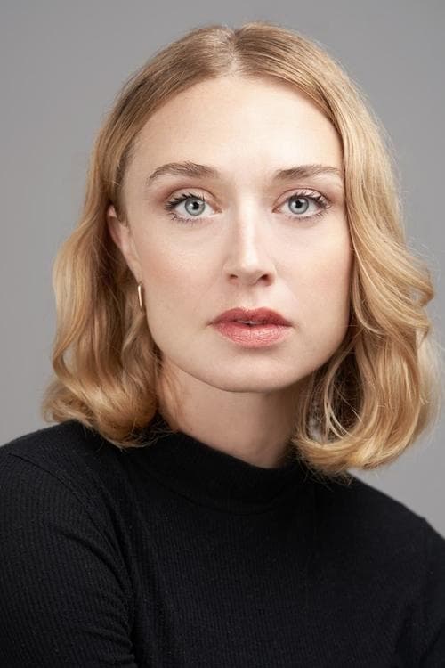Tess Degenstein photo