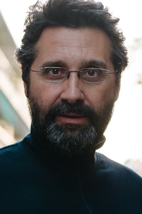 A portrait of Thanos Anastopoulos