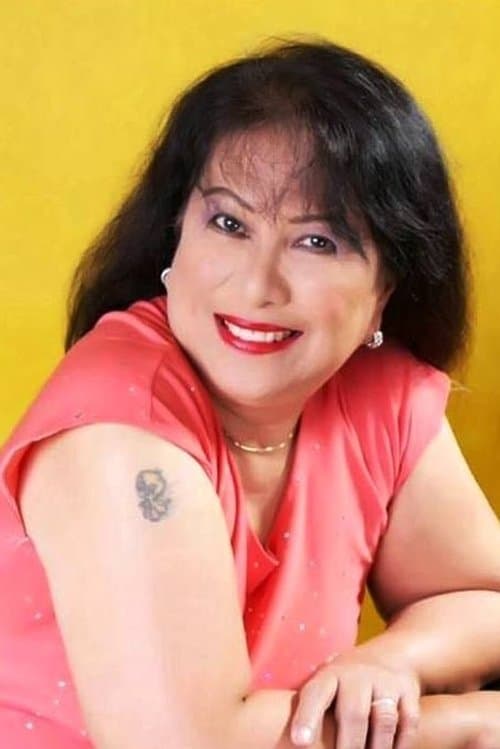 Tia Pusit photo