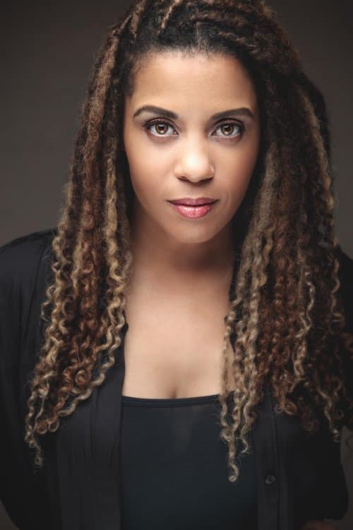 Tia Robinson photo