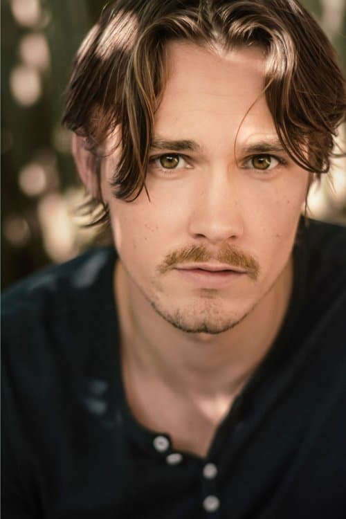 Tom Stevens photo