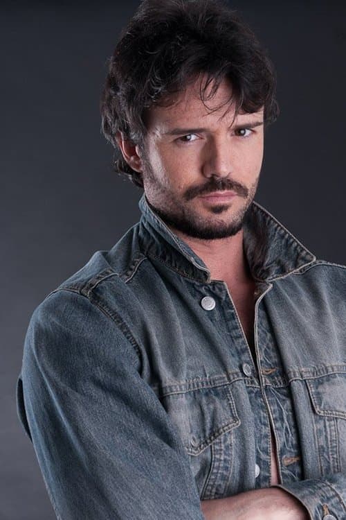 Toño Pantaleón photo