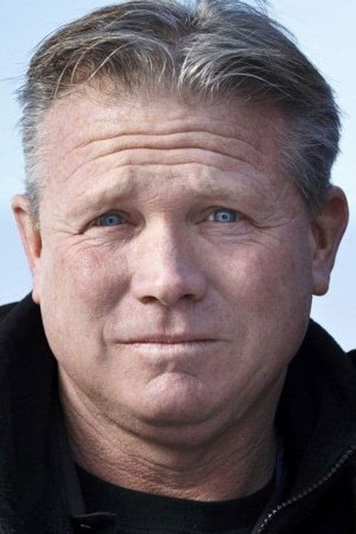 Tony Becker photo