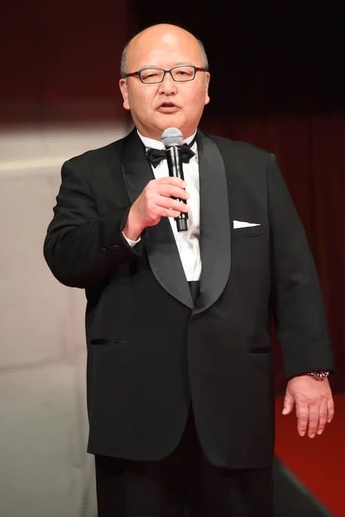 A portrait of Tōya Satō