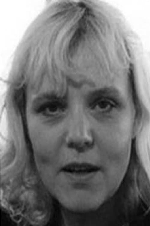 A portrait of Una Celma