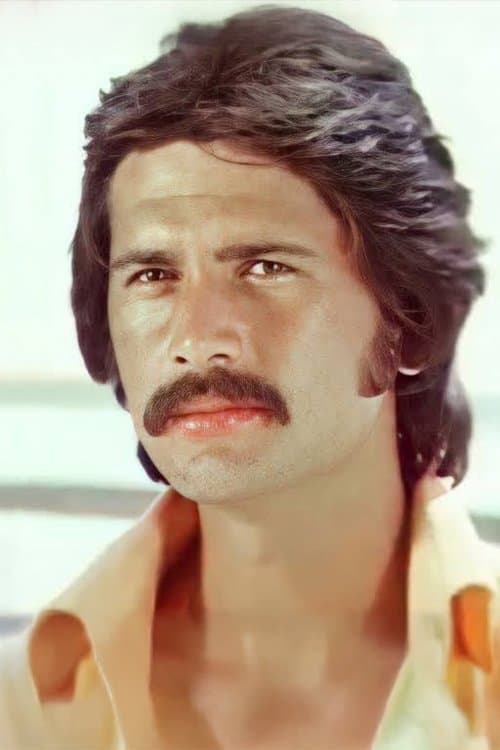 Ünsal Emre photo