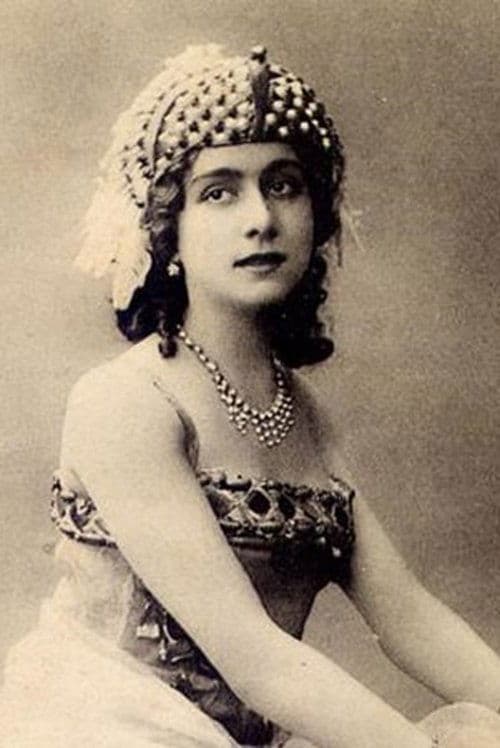 Vera Karalli photo