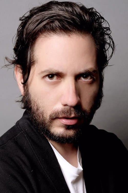 Victor Arauz photo