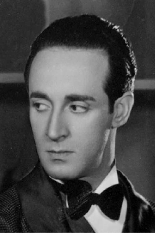 Víctor Urruchúa photo