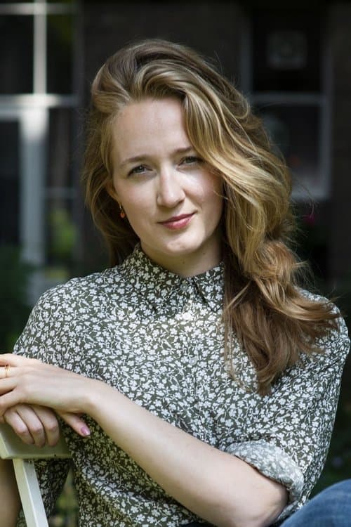 A portrait of Victoria Warmerdam