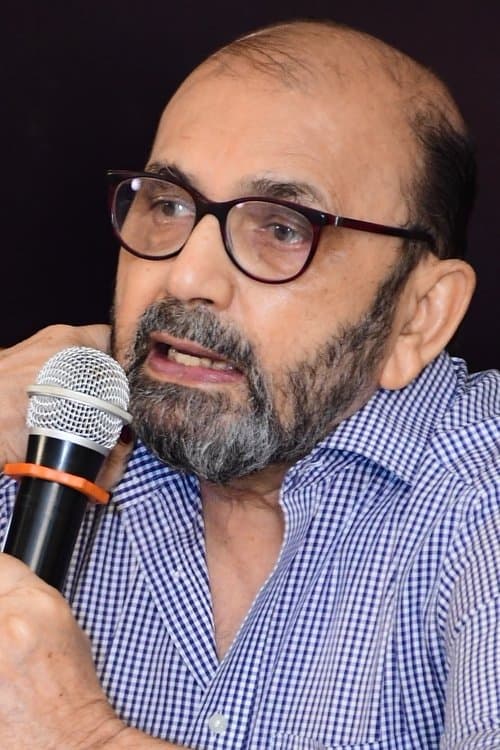 A portrait of Vinay Shukla