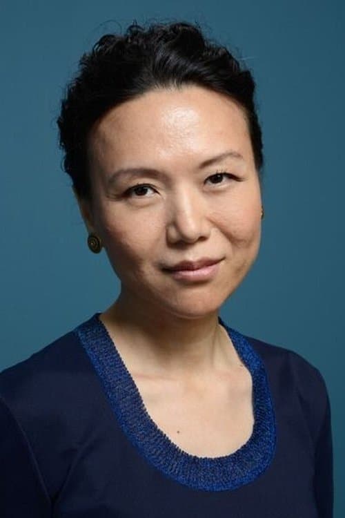 A portrait of Vivian Qu