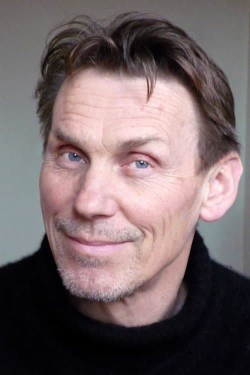 A portrait of Willy Smax