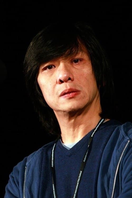 A portrait of Wisit Sasanatieng