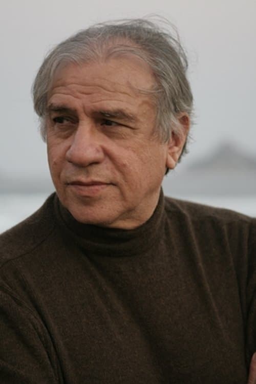 A portrait of Xavier de Oliveira