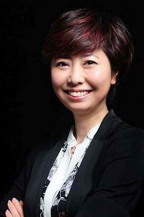 A portrait of Xiaolu Xue