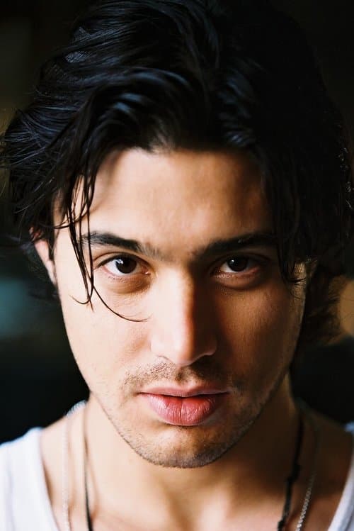 Yani Gellman photo