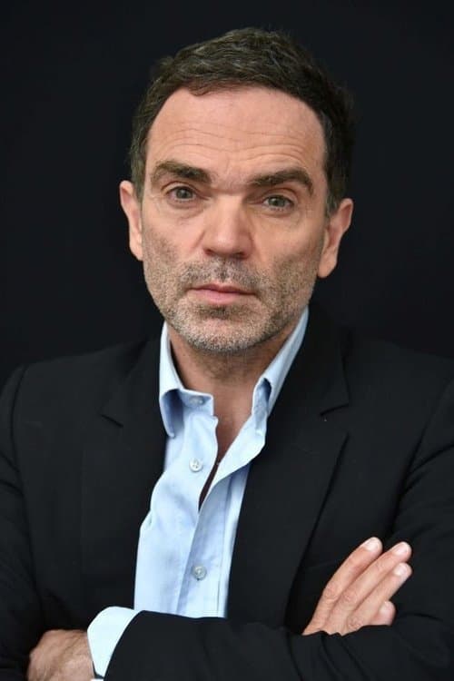 A portrait of Yann Moix