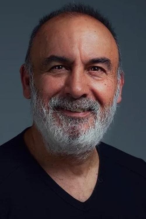 Yaşar Üzer photo