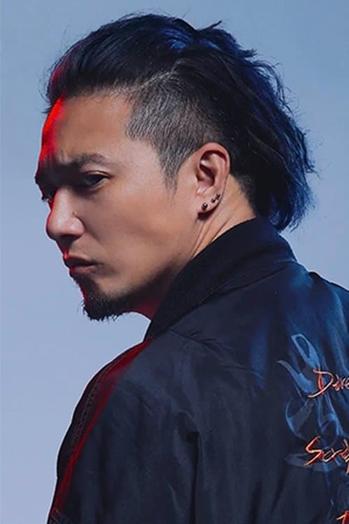 A portrait of Yi Huang