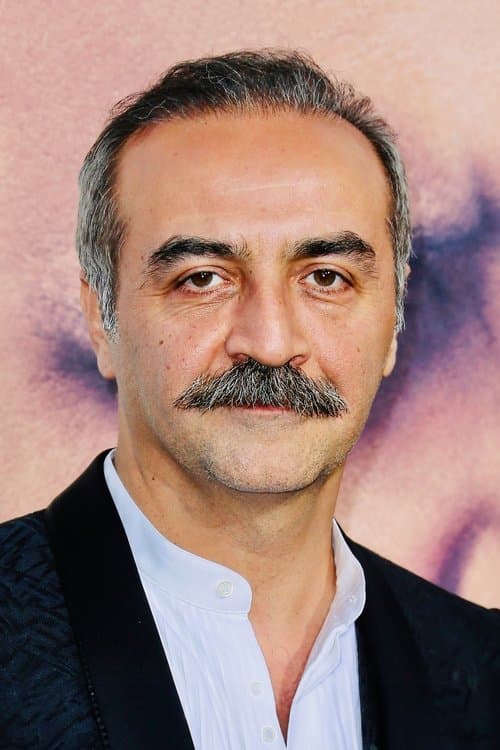 Yılmaz Erdoğan photo