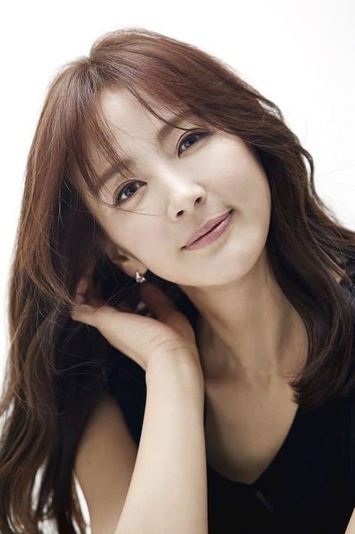 Yoon Hae-young photo