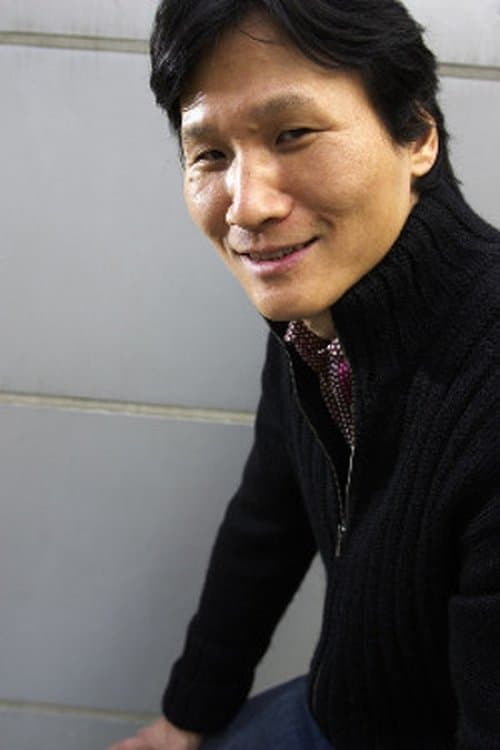 A portrait of Yoon Tae-yong