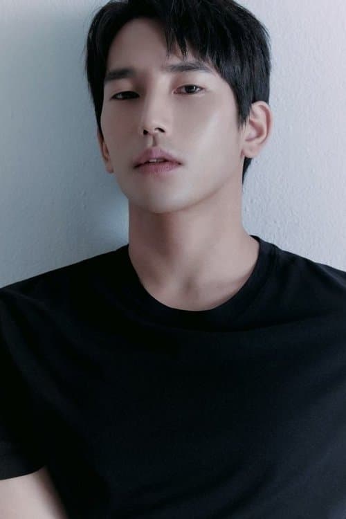 Yuk Jun-seo photo