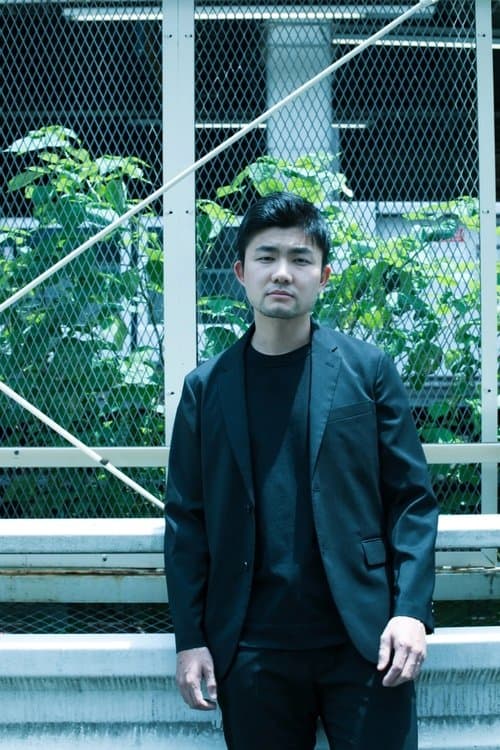 A portrait of Yuki Kobayashi