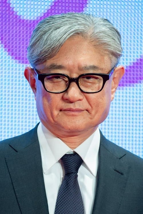 A portrait of Yukihiko Tsutsumi