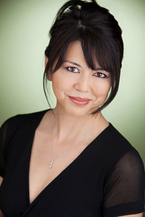 Yumi Iwama photo