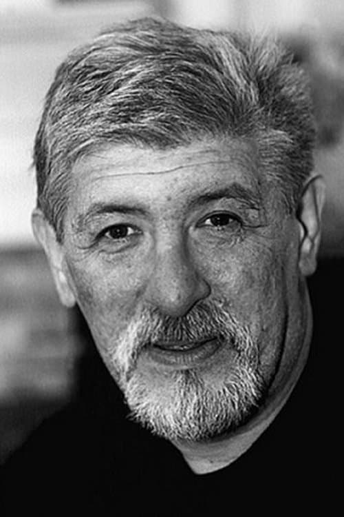 A portrait of Yuriy Khashchevatskiy