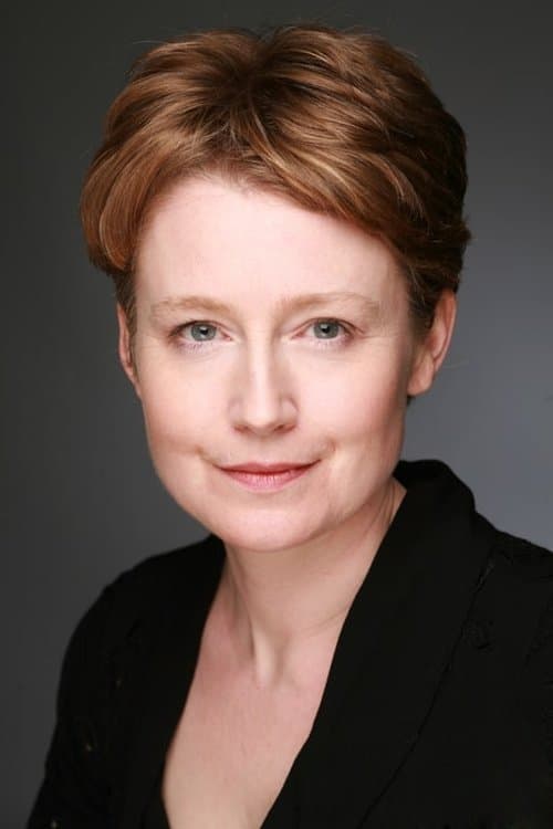 Zara Turner photo