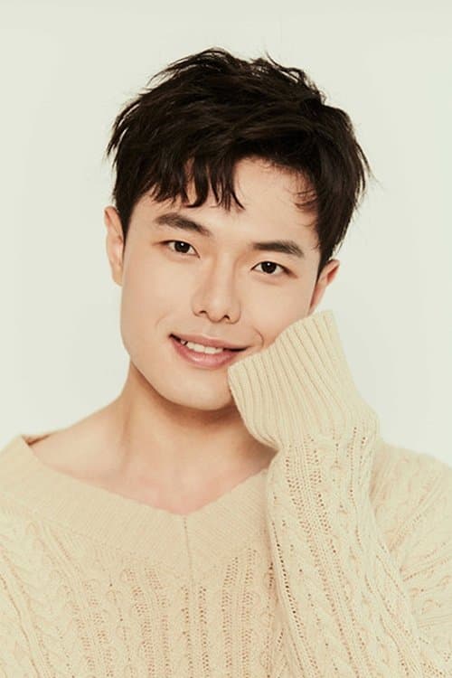 Zhao Yiji photo