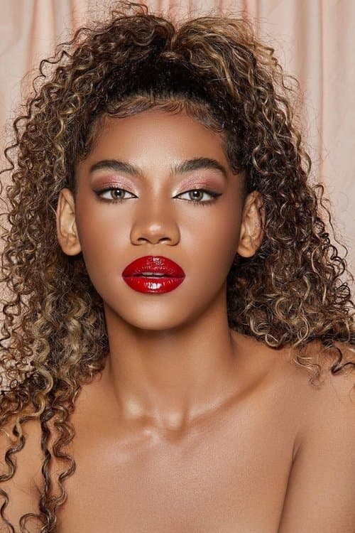 Zsa Zsa Utari photo