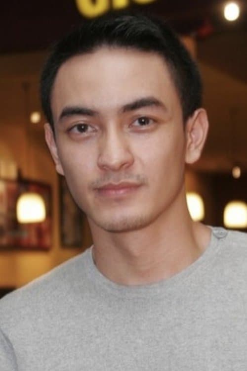 Zumi Zola photo